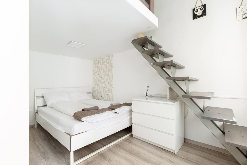 K5 Kis Apartment Budapest Eksteriør bilde