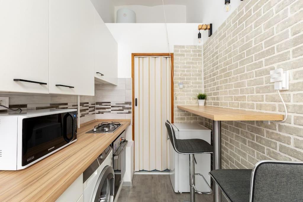 K5 Kis Apartment Budapest Eksteriør bilde