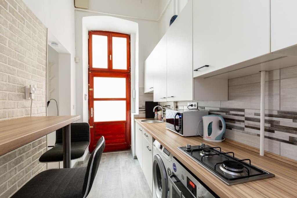 K5 Kis Apartment Budapest Eksteriør bilde
