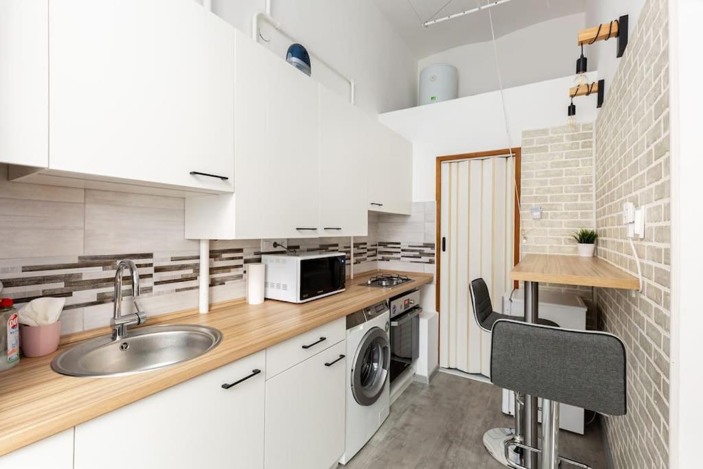 K5 Kis Apartment Budapest Eksteriør bilde